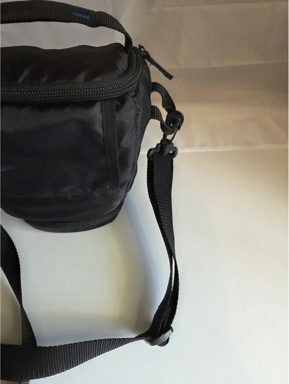 Case Logic SLR Zoom Camera & Lens Holster Bag w/ Hard Bottom And Strap SC4